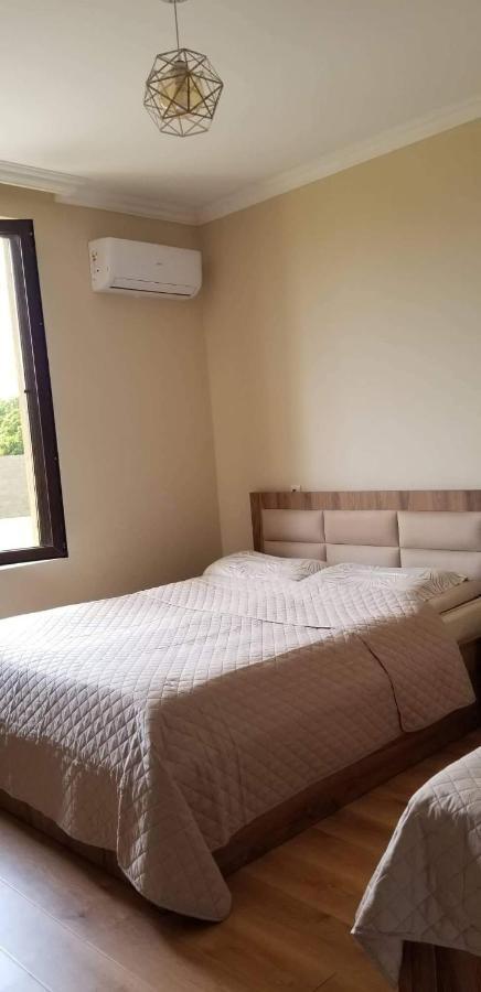 Mate'S Guest House Kobuleti Exterior photo